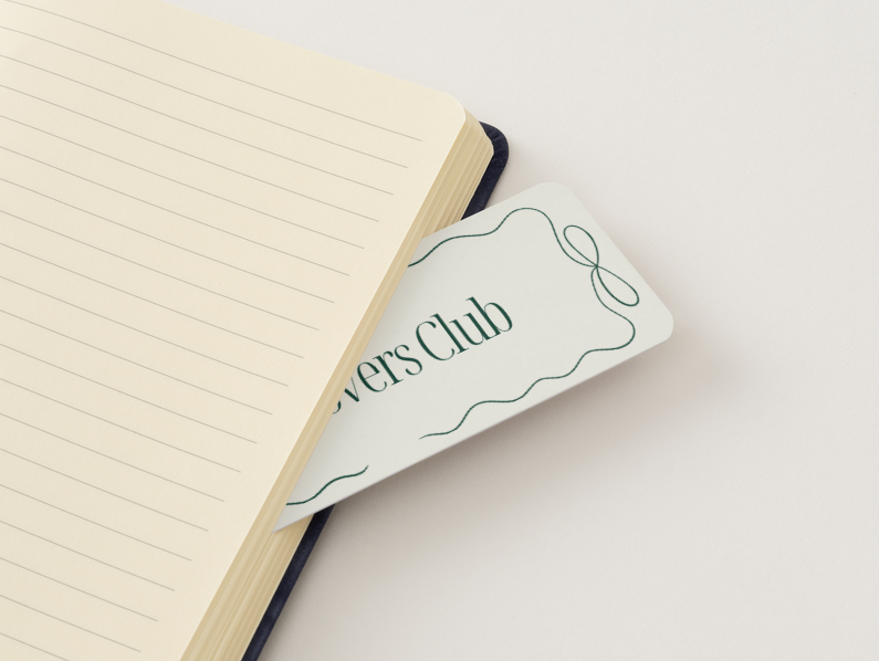 The Book Lovers Club Bookmark (2 Colors)