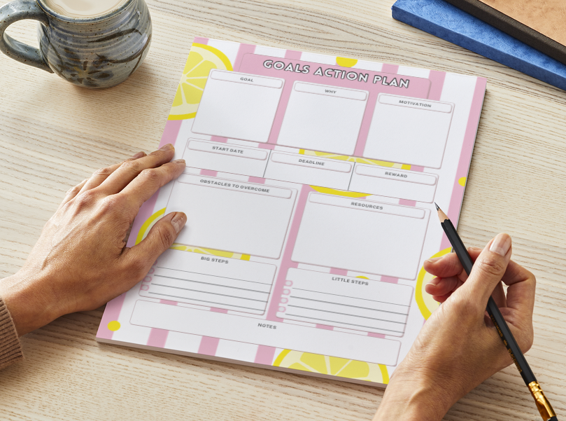 The Sicilian Lemon Planner Pad (2 Colors)