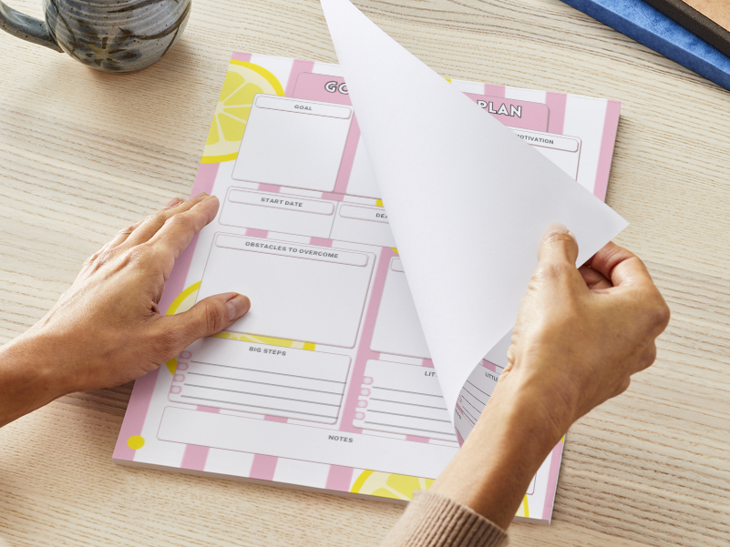 The Sicilian Lemon Planner Pad (2 Colors)